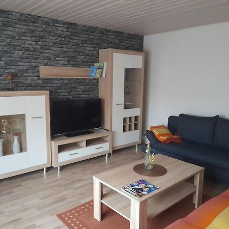 Ferienwohnung Im Theaterhof Greussenheim Buitenkant foto